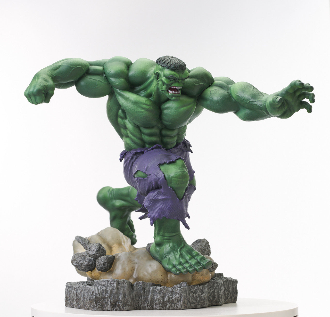 Marvel Gallery: Hulk (Immortal) Deluxe Gallery Diorama