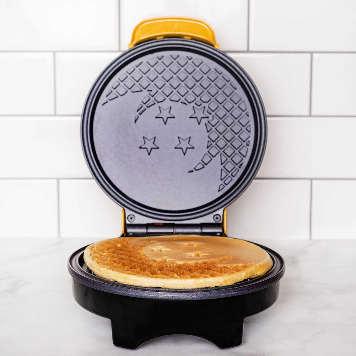 Dragon Ball Z Waffle Maker - Emmett's ToyStop