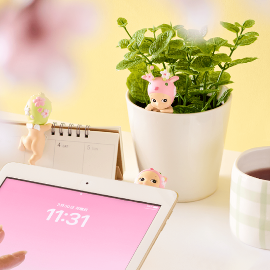 Sonny Angel Cherry Blossom Hipper