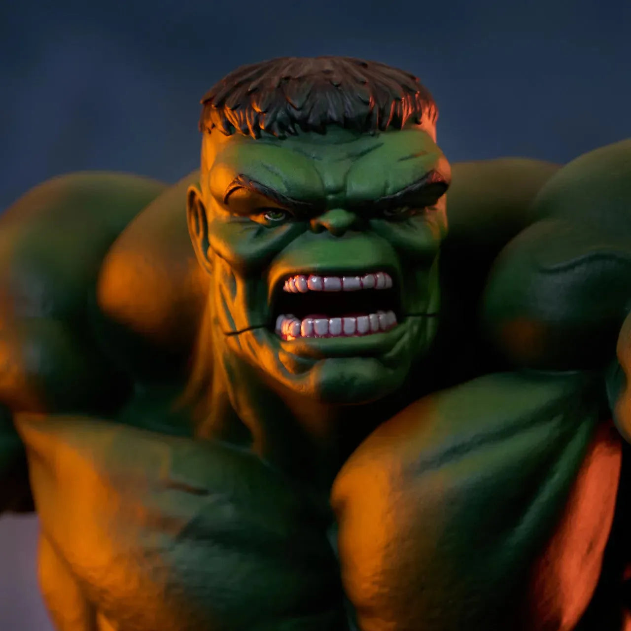 Marvel Gallery: Hulk (Immortal) Deluxe Gallery Diorama - Emmett's ToyStop