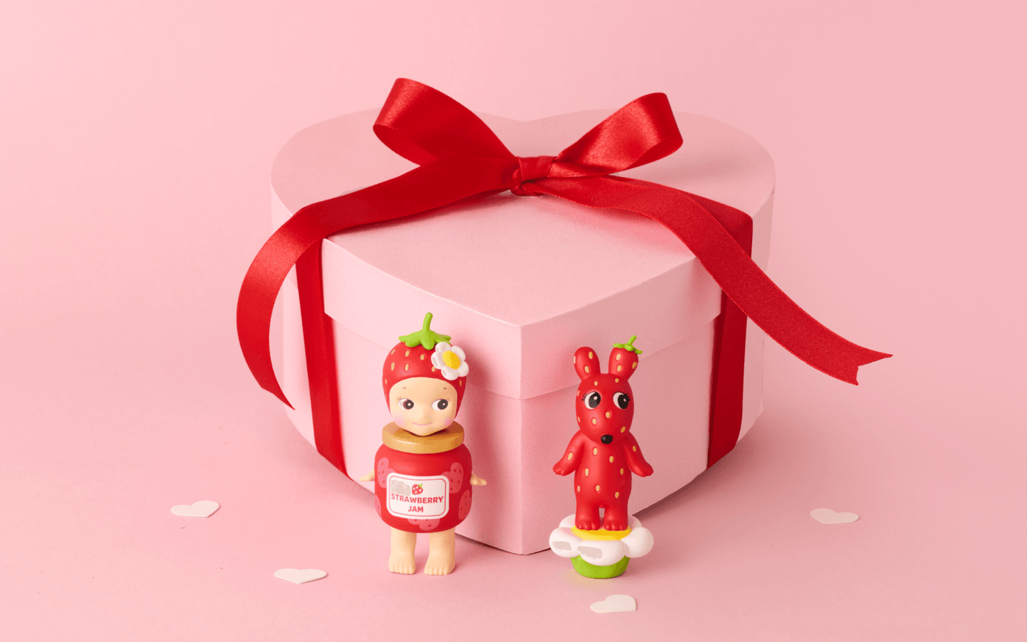 Sonny Angel Strawberry Love Mini-Figure