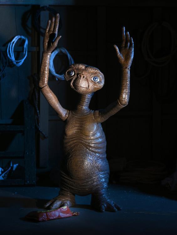 E.T. 40TH Anniversary Ultimate E.T. Figure - Emmett's ToyStop