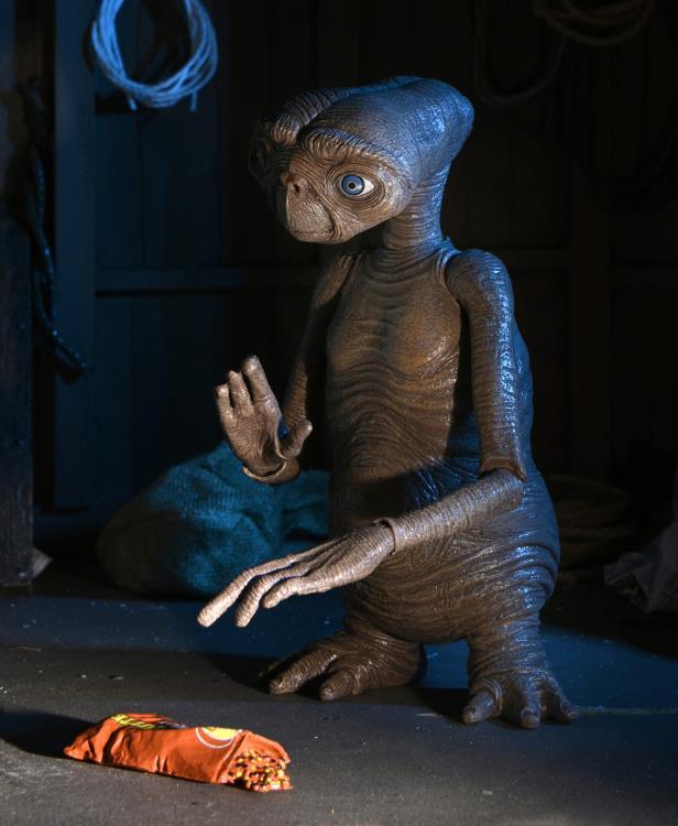 E.T. 40TH Anniversary Ultimate E.T. Figure - Emmett's ToyStop